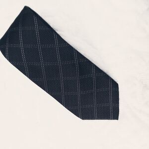 Zara Man Silk Tie Flat Black Subtle Neutral Diamond Pattern